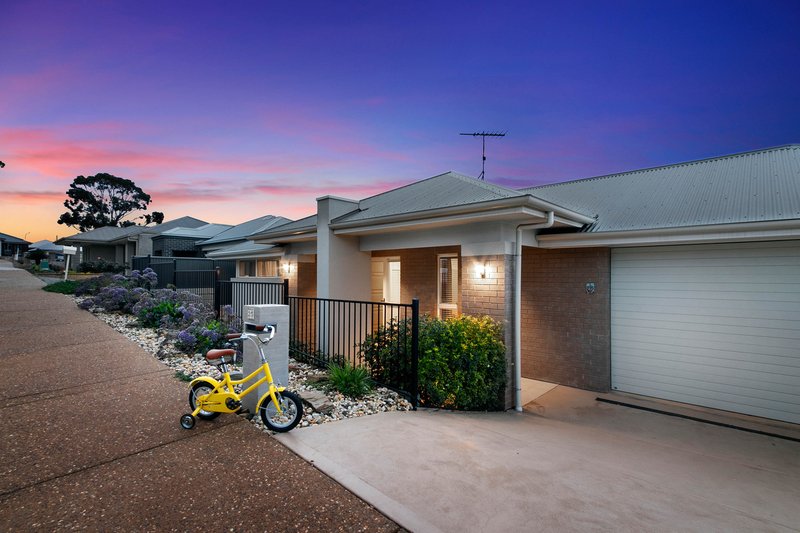 Photo - 25 Filsell Terrace, Gawler South SA 5118 - Image 2