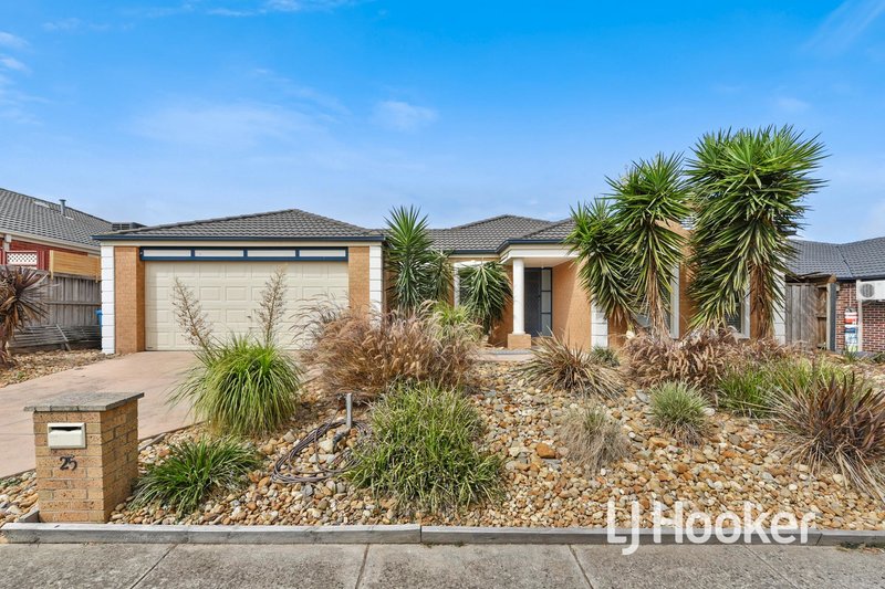 25 Fleet Street, Narre Warren South VIC 3805