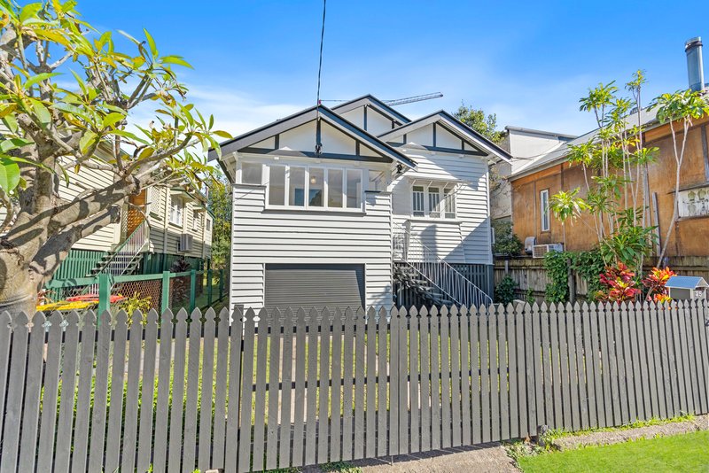 Photo - 25 Flower Street, Woolloongabba QLD 4102 - Image 1