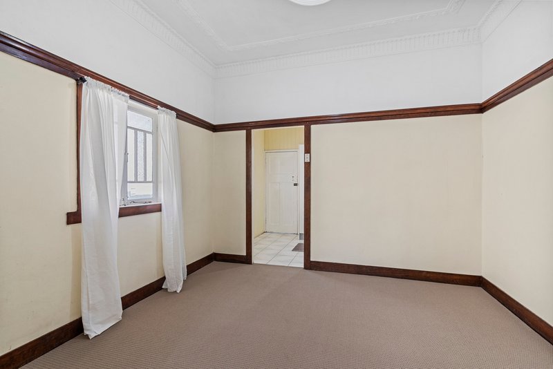 Photo - 25 Flower Street, Woolloongabba QLD 4102 - Image 5