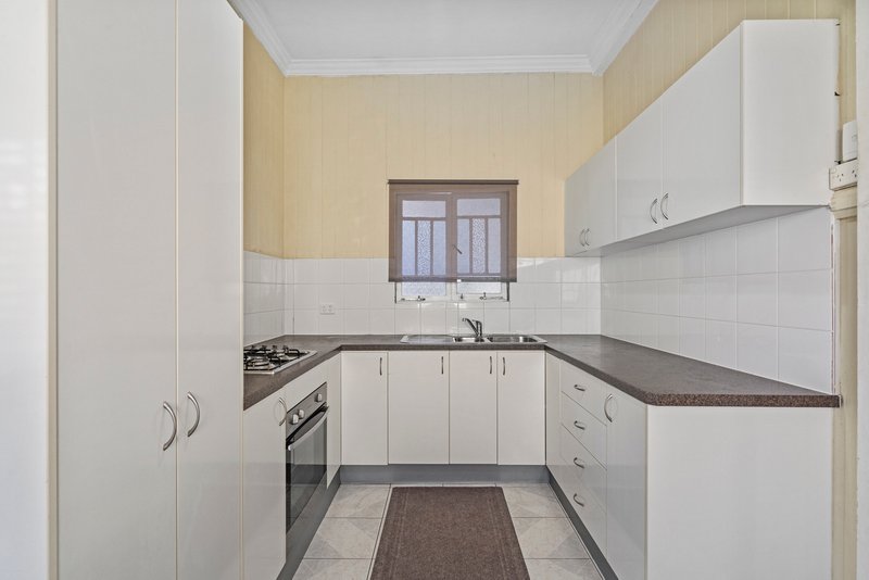 Photo - 25 Flower Street, Woolloongabba QLD 4102 - Image 6