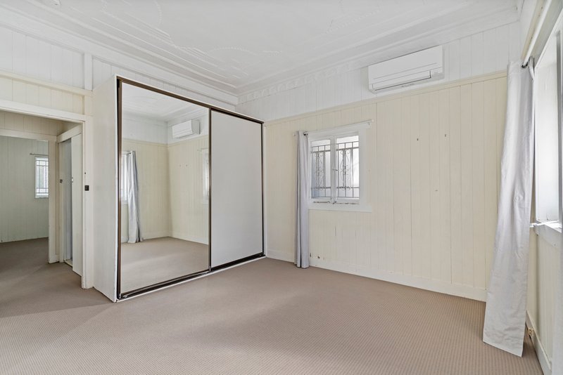 Photo - 25 Flower Street, Woolloongabba QLD 4102 - Image 8