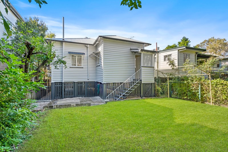 Photo - 25 Flower Street, Woolloongabba QLD 4102 - Image 13