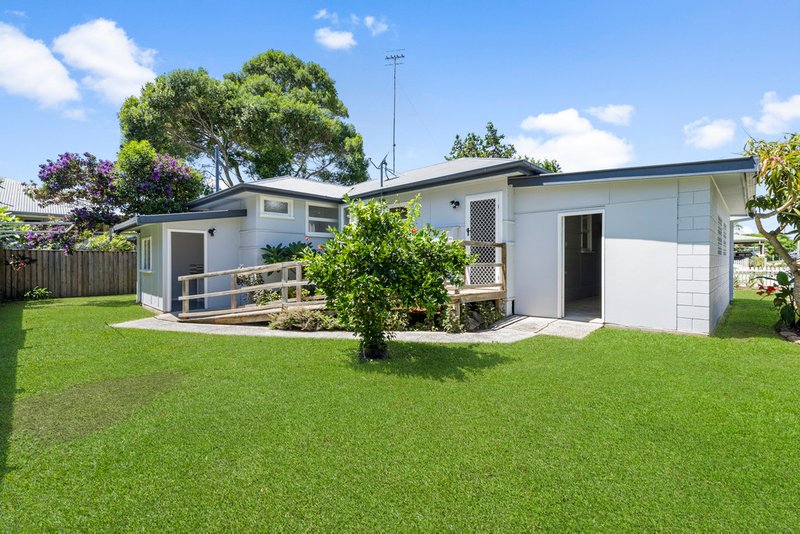 Photo - 25 Foch Street, Tugun QLD 4224 - Image 12