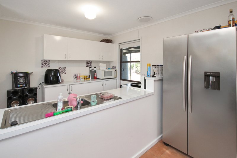 Photo - 25 Forsyth Avenue, Horsham VIC 3400 - Image 3