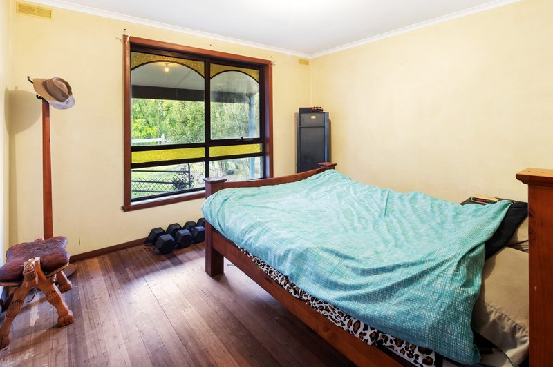 Photo - 25 Foulkes Crescent, Clunes VIC 3370 - Image 7