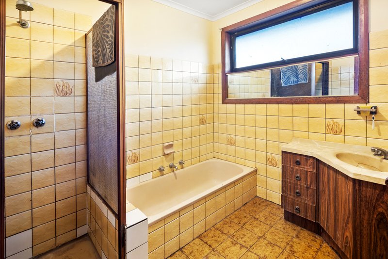 Photo - 25 Foulkes Crescent, Clunes VIC 3370 - Image 10
