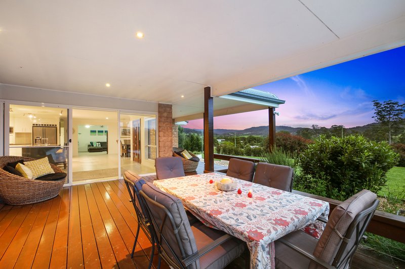 Photo - 25 Francis Redman Place, Hannam Vale NSW 2443 - Image 3