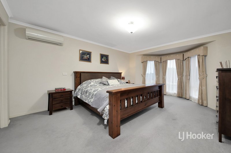 Photo - 25 Fuchsia Crescent, Point Cook VIC 3030 - Image 15