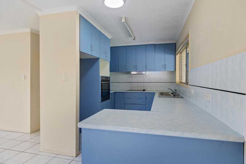 Photo - 25 Fullerton Street, Birkdale QLD 4159 - Image 9