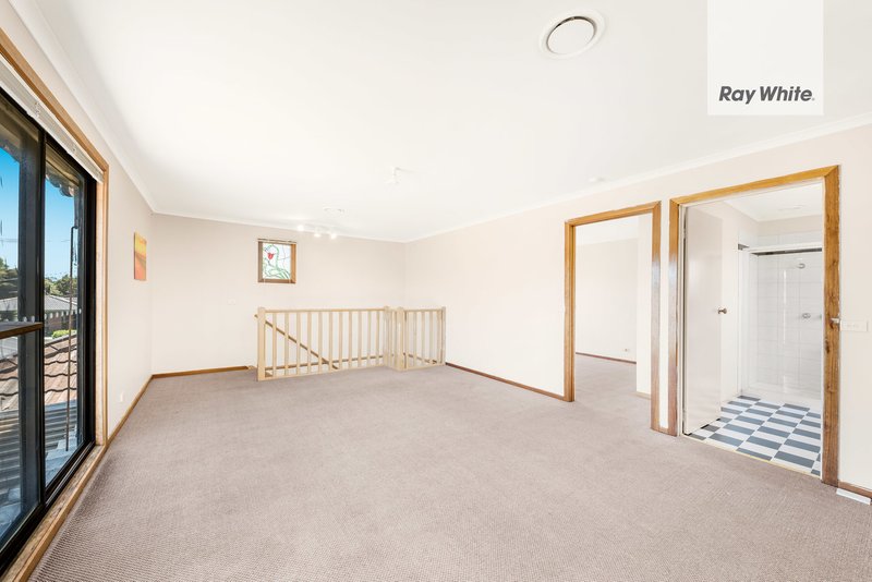 Photo - 25 Gael Court, Mernda VIC 3754 - Image 4