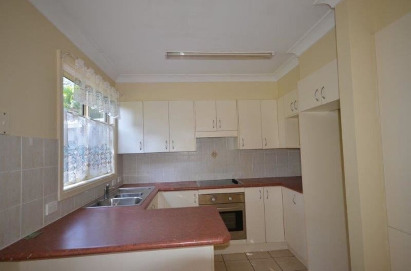 Photo - 2/5 Geary Street, Port Macquarie NSW 2444 - Image 3