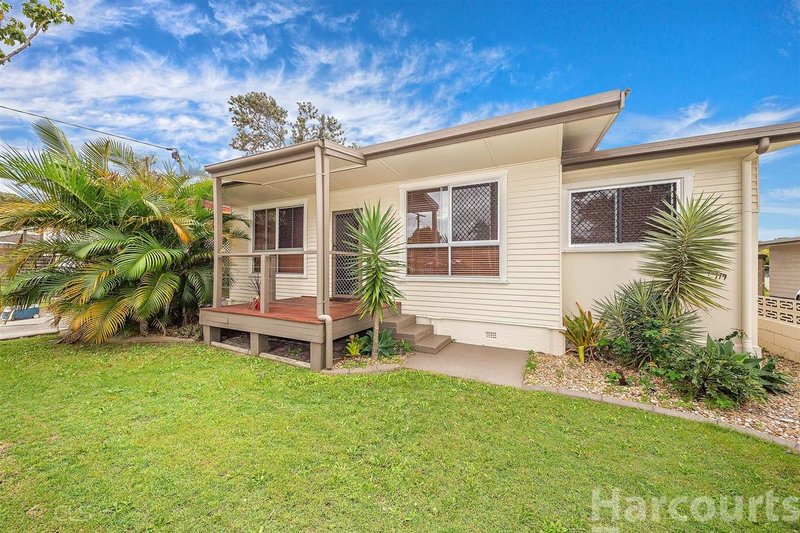 Photo - 25 Gidya Ave , Bongaree QLD 4507 - Image 1