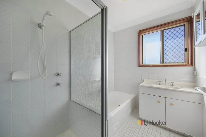 Photo - 25 Gilbert Avenue, Gorokan NSW 2263 - Image 6