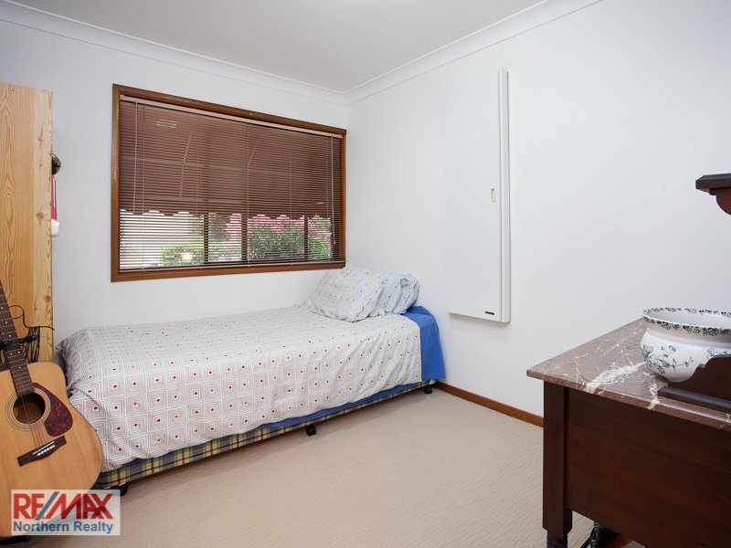 Photo - 25 Gilford Cr , Albany Creek QLD 4035 - Image 14