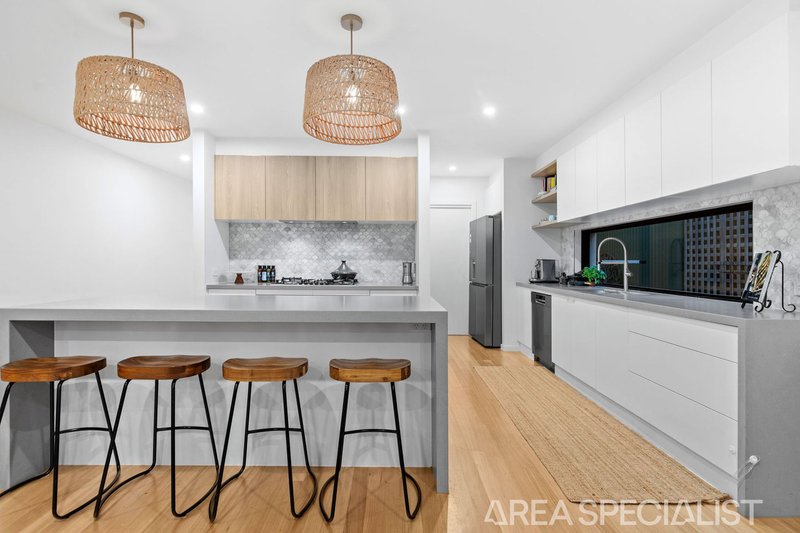 25 Gleneagles Avenue, Mornington VIC 3931