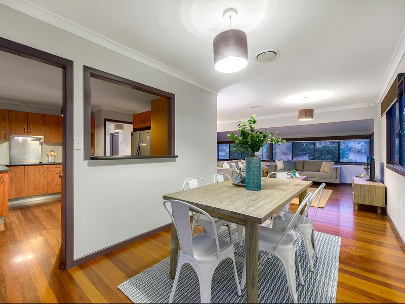 Photo - 25 Glenhaven Street, Kedron QLD 4031 - Image 7