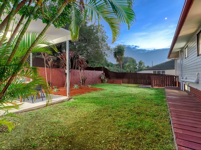 Photo - 25 Glenhaven Street, Kedron QLD 4031 - Image 15