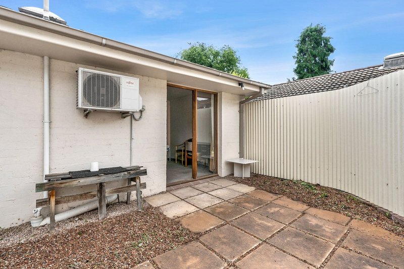 Photo - 2/5 Gooreen Street, Reid ACT 2612 - Image 10