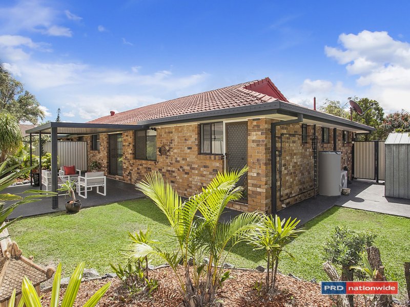 Photo - 2/5 Greenleaf Close, Burleigh Waters QLD 4220 - Image 8