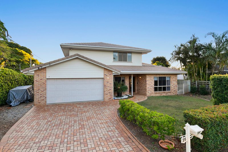 25 Greggor Street, Wynnum West QLD 4178