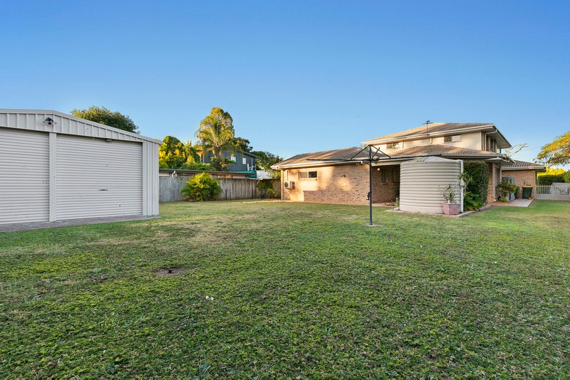 Photo - 25 Greggor Street, Wynnum West QLD 4178 - Image 10