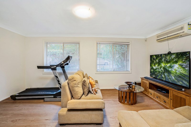 Photo - 2/5 Greywood Street, Cherrybrook NSW 2126 - Image 3