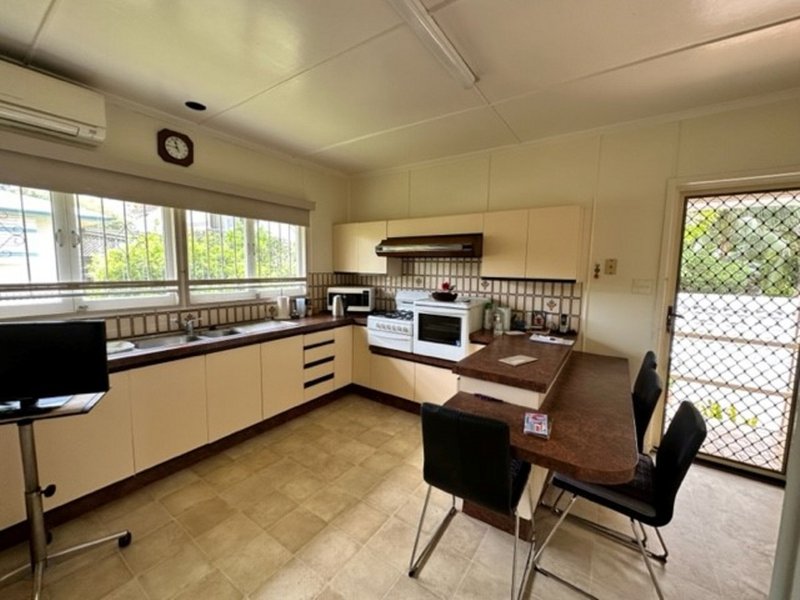 Photo - 25 Guntur Street, Stafford QLD 4053 - Image 2