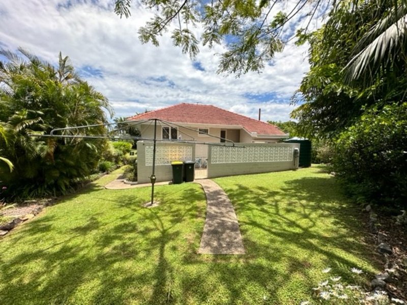 Photo - 25 Guntur Street, Stafford QLD 4053 - Image 7