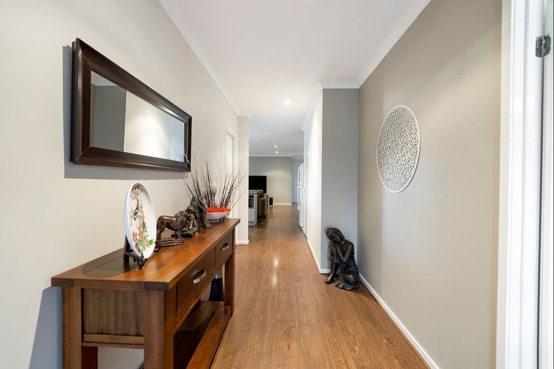 Photo - 25 Haig Street, Mernda VIC 3754 - Image 3