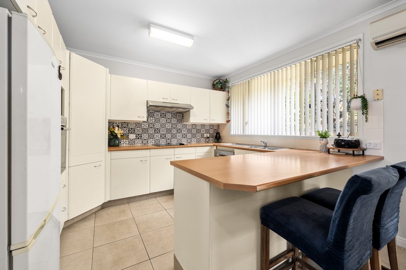 Photo - 25 Hakea Parade, Medowie NSW 2318 - Image 4