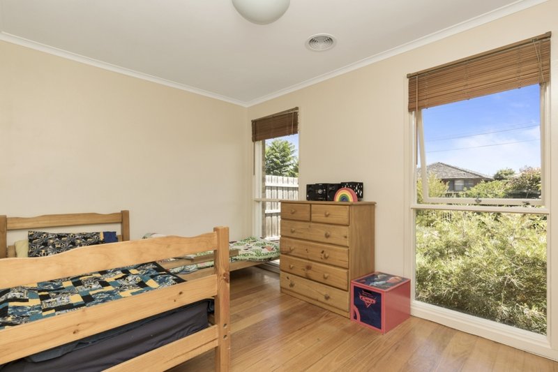 Photo - 25 Hampstead Drive, Hoppers Crossing VIC 3029 - Image 12