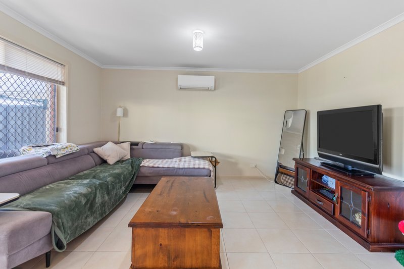 Photo - 25 Hamra Drive, Smithfield SA 5114 - Image 6