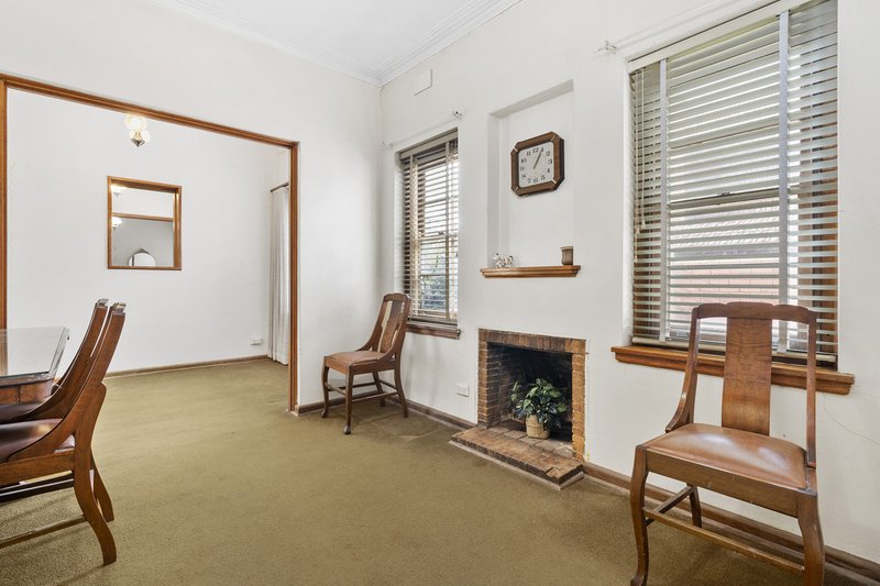 Photo - 25 Hann Street, Griffith ACT 2603 - Image 4