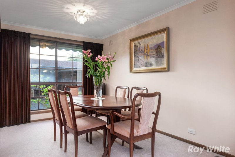 Photo - 25 Harkaway Drive, Cheltenham VIC 3192 - Image 3