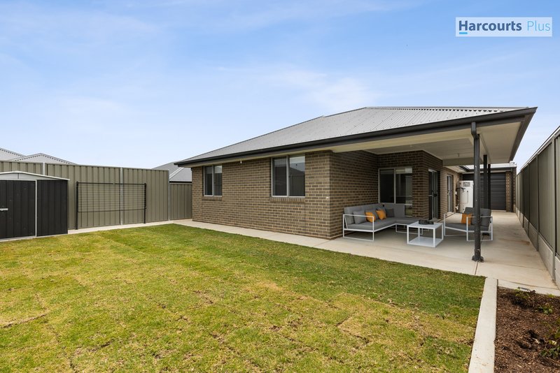 Photo - 25 Harrison Street, Seaford Heights SA 5169 - Image 14