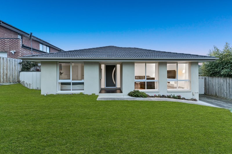 Photo - 25 Haverbrack Drive, Mulgrave VIC 3170 - Image 1