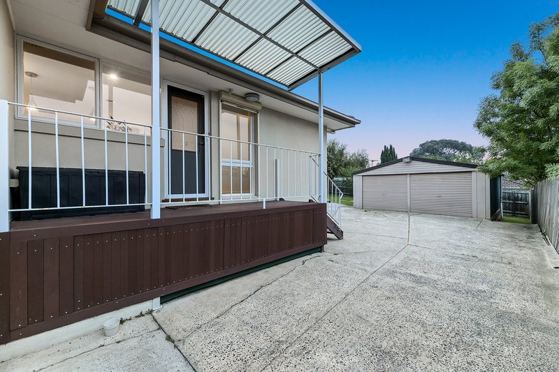 Photo - 25 Haverbrack Drive, Mulgrave VIC 3170 - Image 12