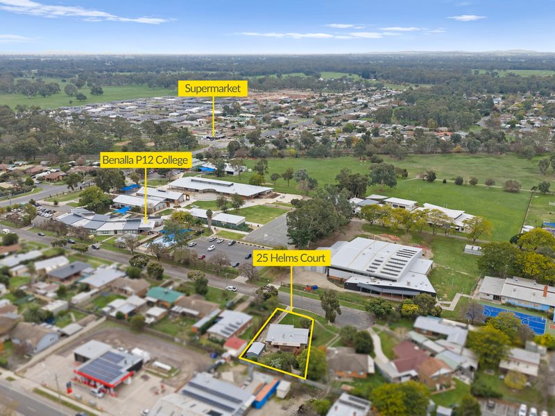 Photo - 25 Helms Court, Benalla VIC 3672 - Image 3