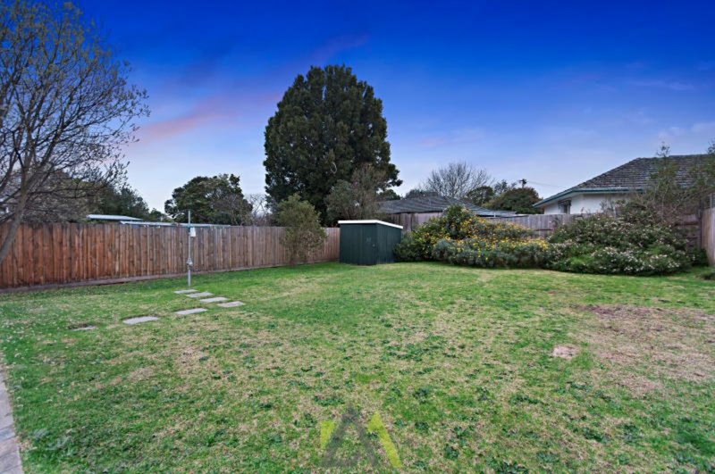 Photo - 25 Helvetia Court, Frankston VIC 3199 - Image 10