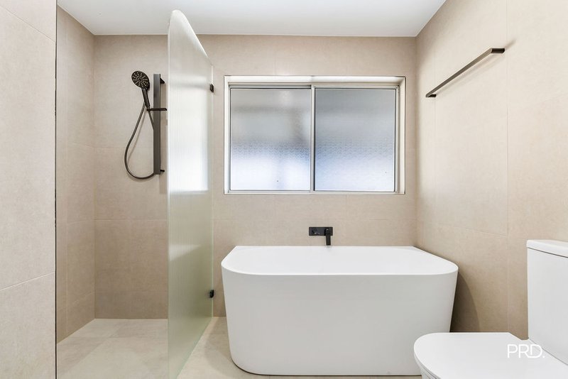 Photo - 25 Henry Lawson Avenue, Werrington County NSW 2747 - Image 17