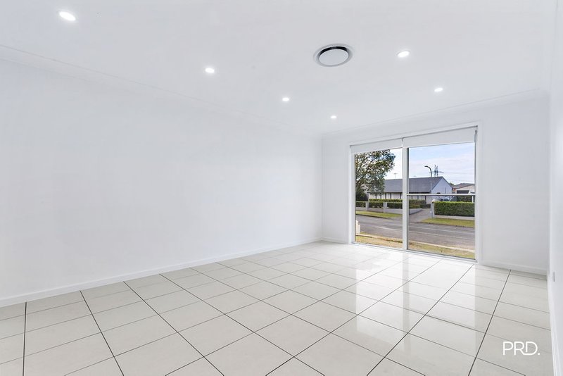 Photo - 25 Henry Lawson Avenue, Werrington County NSW 2747 - Image 27