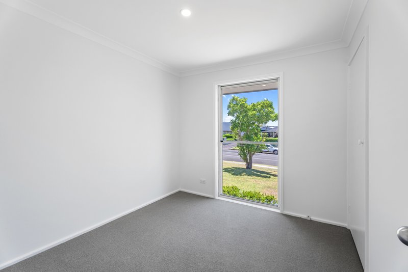 Photo - 25 Henry Lawson Avenue, Werrington County NSW 2747 - Image 6