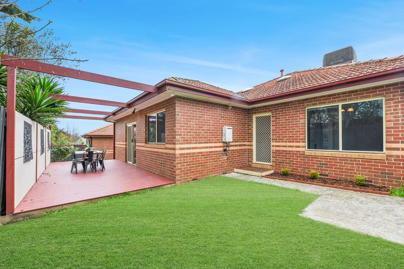 Photo - 2/5 Highland Avenue, Oakleigh East VIC 3166 - Image 15