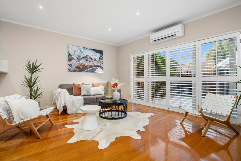 Photo - 25 Highview Road, Bentleigh East VIC 3165 - Image 5