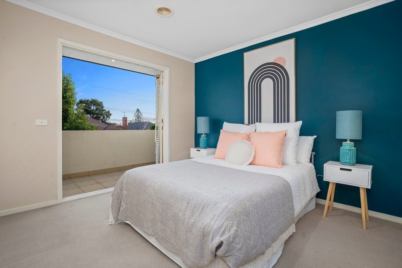 Photo - 25 Highview Road, Bentleigh East VIC 3165 - Image 14