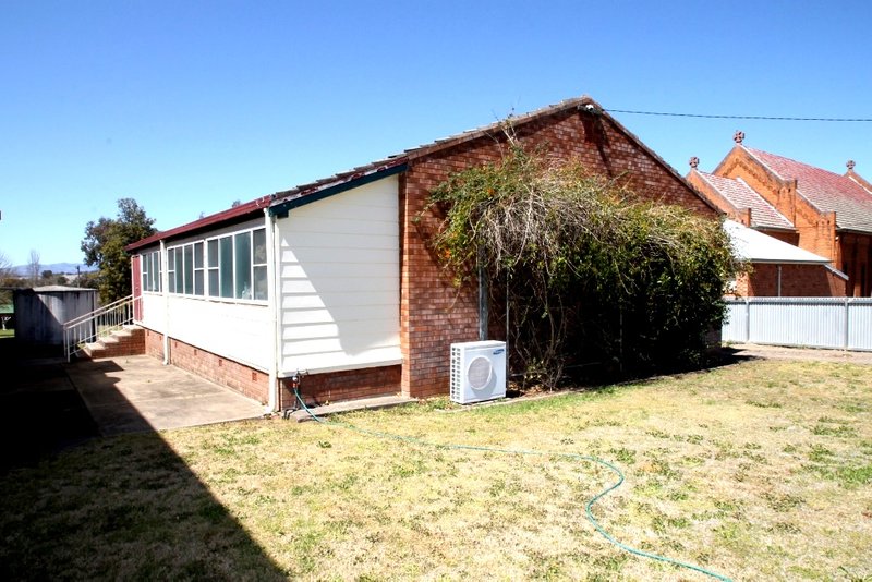 Photo - 25 Hill Street, Quirindi NSW 2343 - Image 2