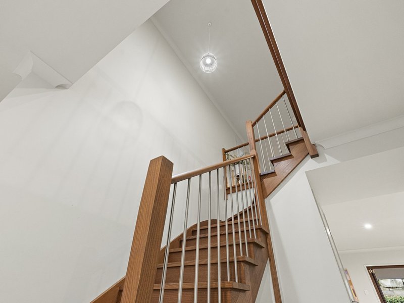 Photo - 25 Hillside Terrace, St Lucia QLD 4067 - Image 15