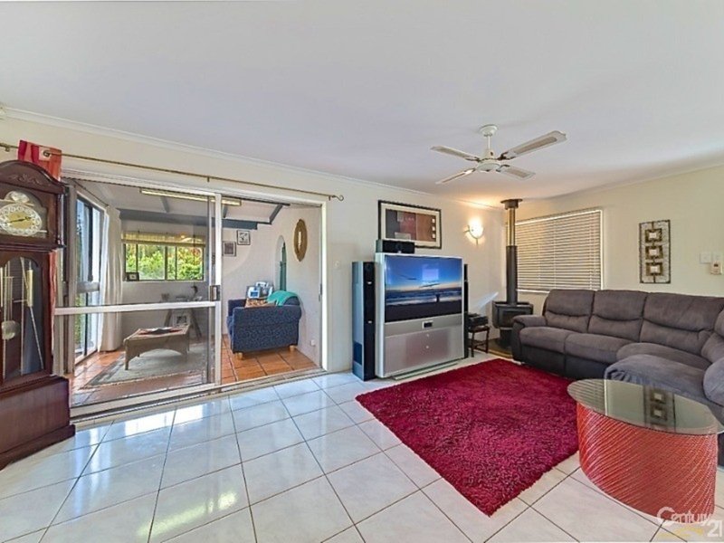 25 Hilltop Crescent, Maroochydore QLD 4558