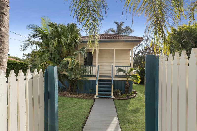 Photo - 25 Hillview Terrace, Moorooka QLD 4105 - Image 2